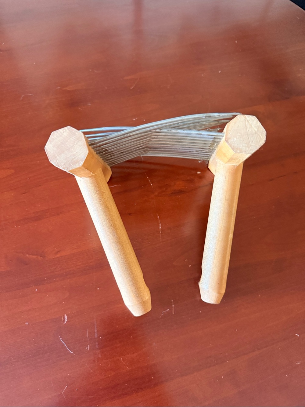 Louet Wooden Wool Comb Pair in Natural Wood - Picture 2 of 5